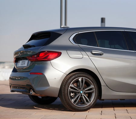 BMW 120i 2022 — аренда в Дубае — фото 5