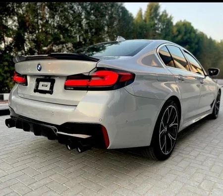 BMW 530i 2021 in Dubai — photo 10