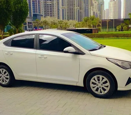Hyundai Accent 2023 in Dubai — photo 2