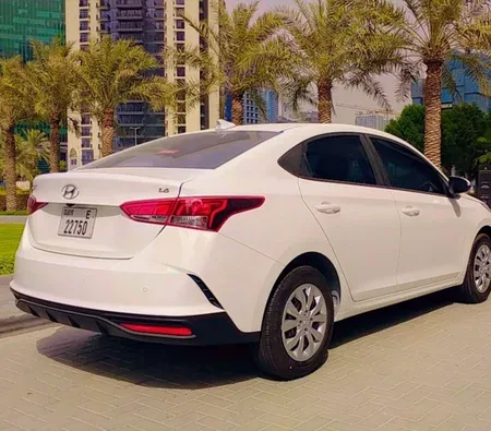 Hyundai Accent 2023 in Dubai — photo 4