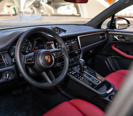 Porsche Macan 2024 — аренда в Дубае — фото 10