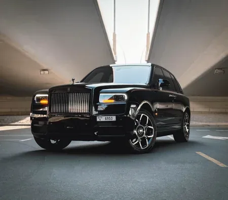 Rolls-Royce Cullinan Black Badge 2024 напрокат