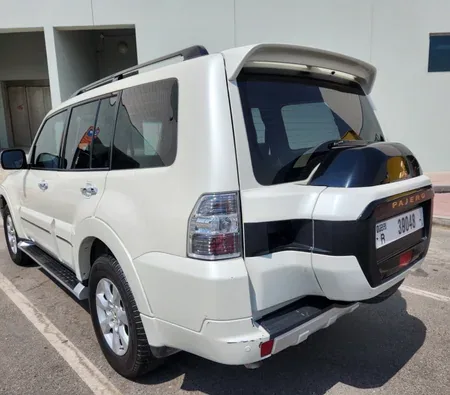 Mitsubishi Pajero 2022 in Dubai — photo 8