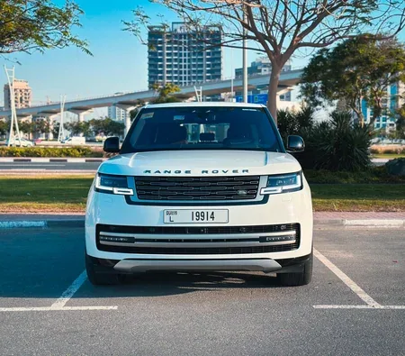 Land Rover Range Rover Vogue HSE V8 2023 in Dubai — photo 3