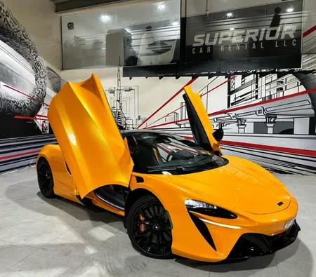 McLaren Artura 2023 in Dubai — photo 2