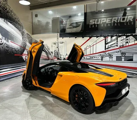 McLaren Artura 2023 in Dubai — photo 8