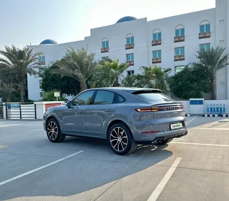 Porsche Cayenne Coupe 2024 — аренда в Дубае — фото 4