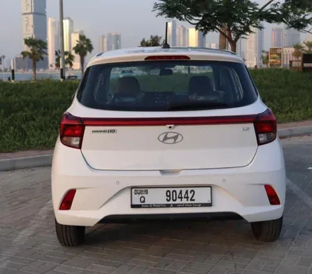 Hyundai i10 Grand 2024 — аренда в Дубае — фото 5