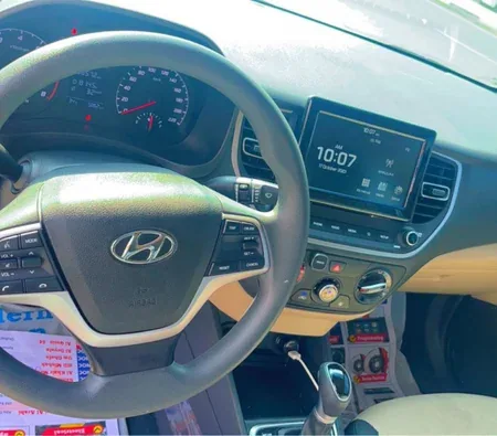 Hyundai Accent 2023 in Dubai — photo 2