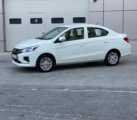 Mitsubishi Attrage 2023 in Dubai — photo 3