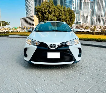 Toyota Yaris 2023 in Dubai — photo 4