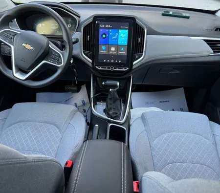 Chevrolet Captiva 7-Seater 2024 in Dubai — photo 3
