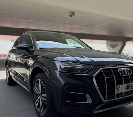 Audi Q5 2024 in Dubai — photo 2