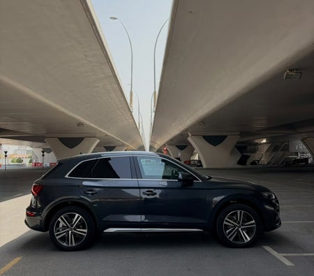 Audi Q5 2024 in Dubai — photo 3
