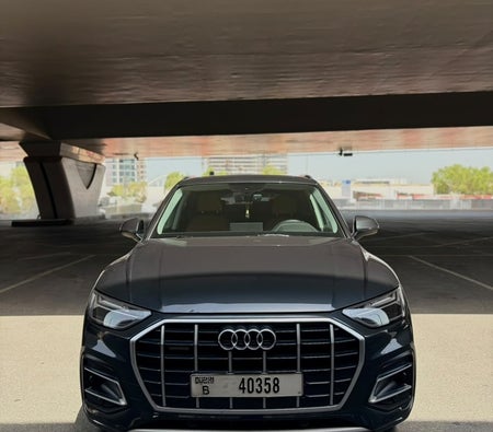Audi Q5 2024 in Dubai — photo 7