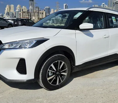 Nissan Kicks 2024 in Dubai — photo 4