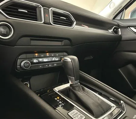 Mazda CX 5 2023 in Sharjah — photo 4
