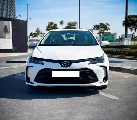 Toyota Corolla 2024 — аренда в Шардже — фото 2
