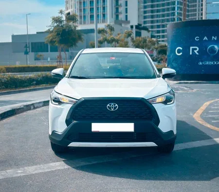 Toyota Corolla Cross 2023 напрокат