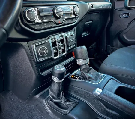 Jeep Wrangler 2021 in Ajman — photo 8