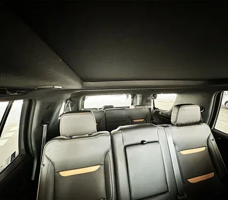 GMC Yukon AT4 2023 in Ajman — photo 8