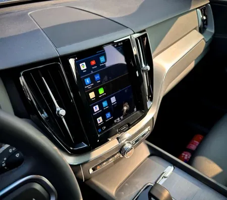 Volvo XC60 2023 — аренда в Аджмане — фото 4