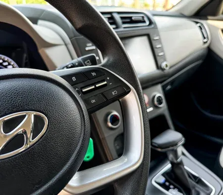 Hyundai Creta 5 Seater 2023 in Fujairah — photo 6