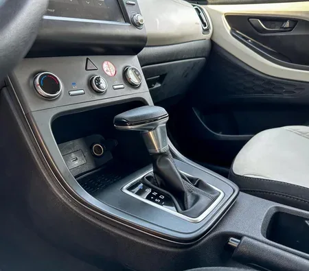 Hyundai Creta 5 Seater 2023 in Fujairah — photo 7