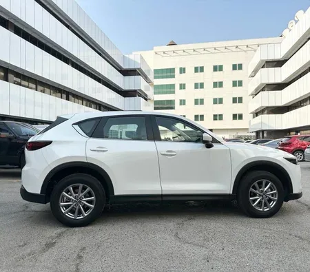 Mazda CX 5 2024 in Fujairah — photo 3