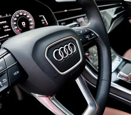 Audi Q8 2023 in Fujairah — photo 7