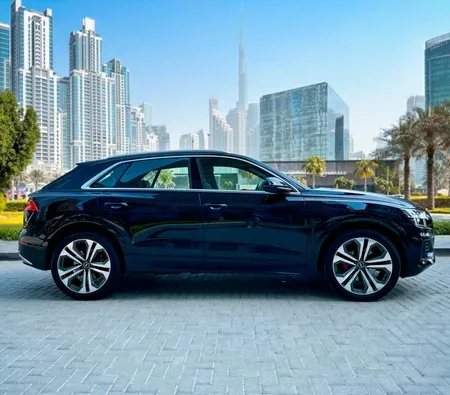 Audi Q8 2023 in Fujairah — photo 10