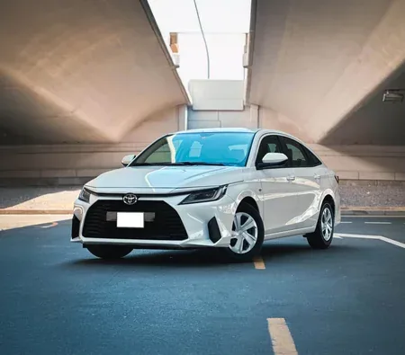 Toyota Yaris Sedan 2024 напрокат в Дубае