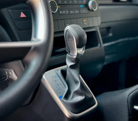 Hyundai Staria 9S 2024 — аренда в Дубае — фото 10