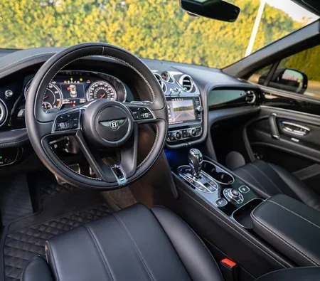 Bentley Bentayga Mansory 2020 in Dubai — photo 2