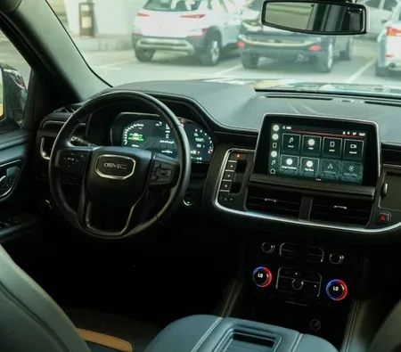 GMC Yukon AT4 2022 in Dubai — photo 3