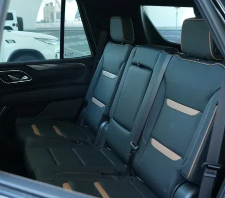 GMC Yukon AT4 2022 in Dubai — photo 4
