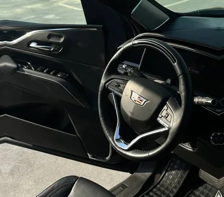 Cadillac Escalade Sport 2022 in Dubai — photo 4