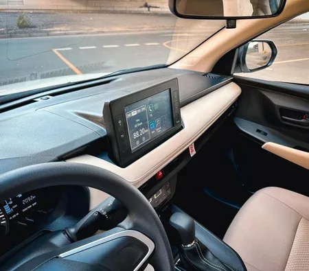 Toyota Yaris 2024 in Sharjah — photo 6