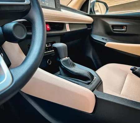 Toyota Yaris 2024 in Sharjah — photo 7