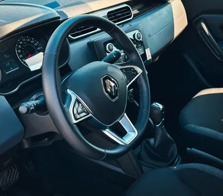 Renault Duster 2024 in Sharjah — photo 6