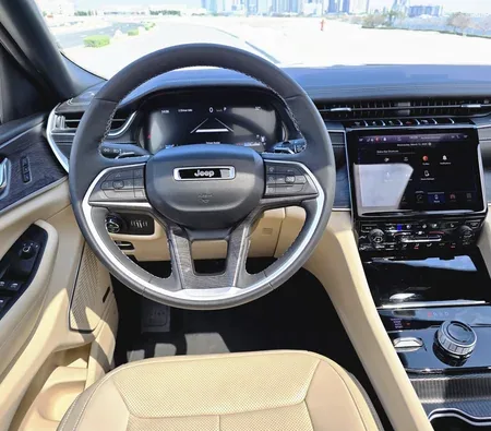 Jeep Grand Cherokee 2024 in Dubai — photo 2