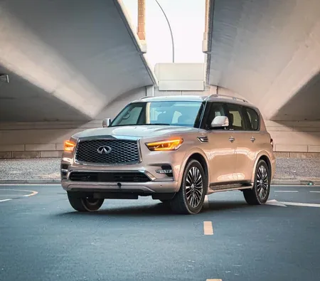 Infiniti QX80 2024 напрокат