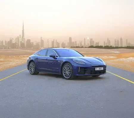 Porsche Panamera Platinum Edition 2024 in Dubai — photo 4