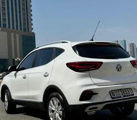 Mg Zs 2025 in Dubai — photo 9