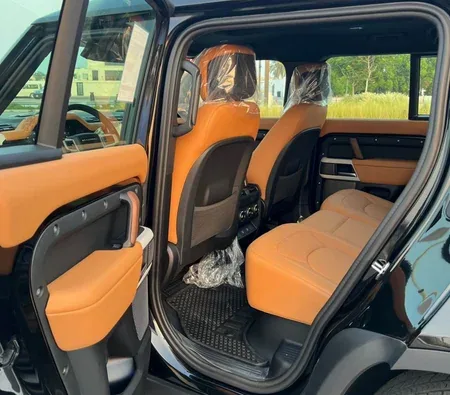Land Rover Defender V6 2024 in Dubai — photo 4