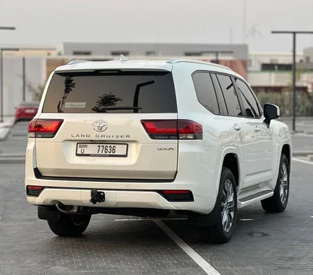 Toyota Land Cruiser GXR V6 2024 — аренда в Дубае — фото 5