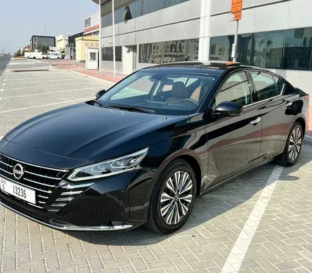 Nissan Altima 2024 in Dubai — photo 7