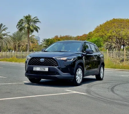 Toyota Corolla Cross Hybrid 2024 напрокат