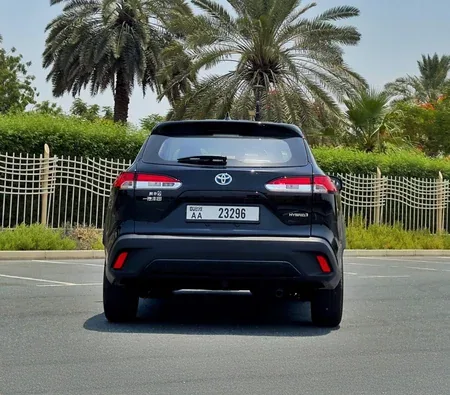 Toyota Corolla Cross Hybrid 2024 — аренда в Дубае — фото 5