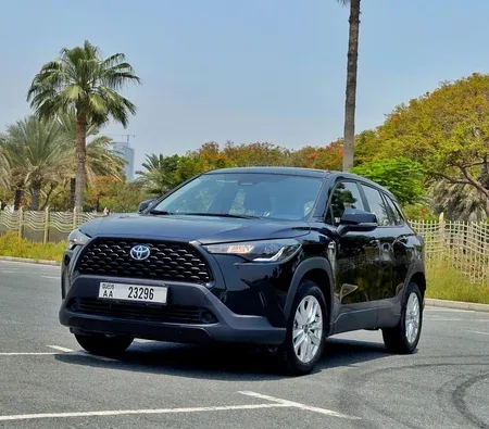 Toyota Corolla Cross Hybrid 2024 — аренда в Дубае — фото 8